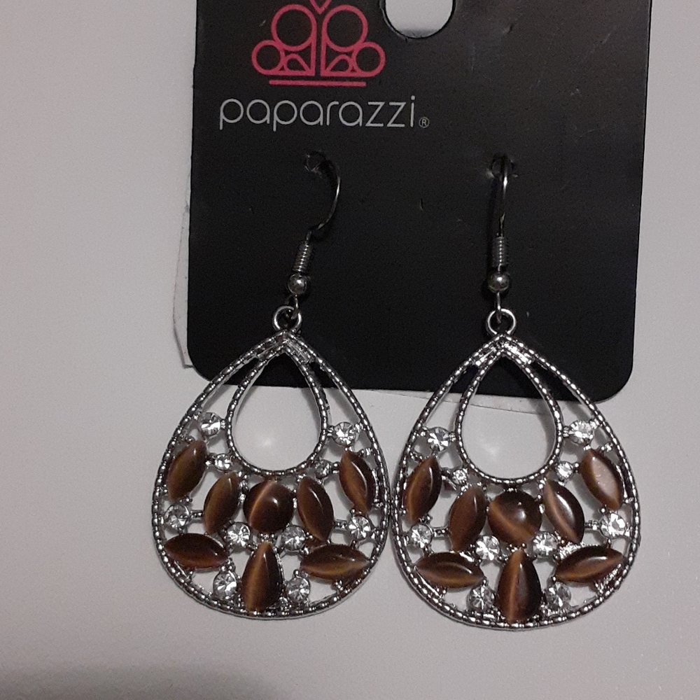 Moonstone earrings Brown